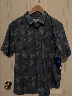 Hurley Men's Charcoal Gray Short-Sleeve Button-Up Shirt